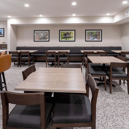 Grandstay Hotel & Suites Algona Экстерьер фото
