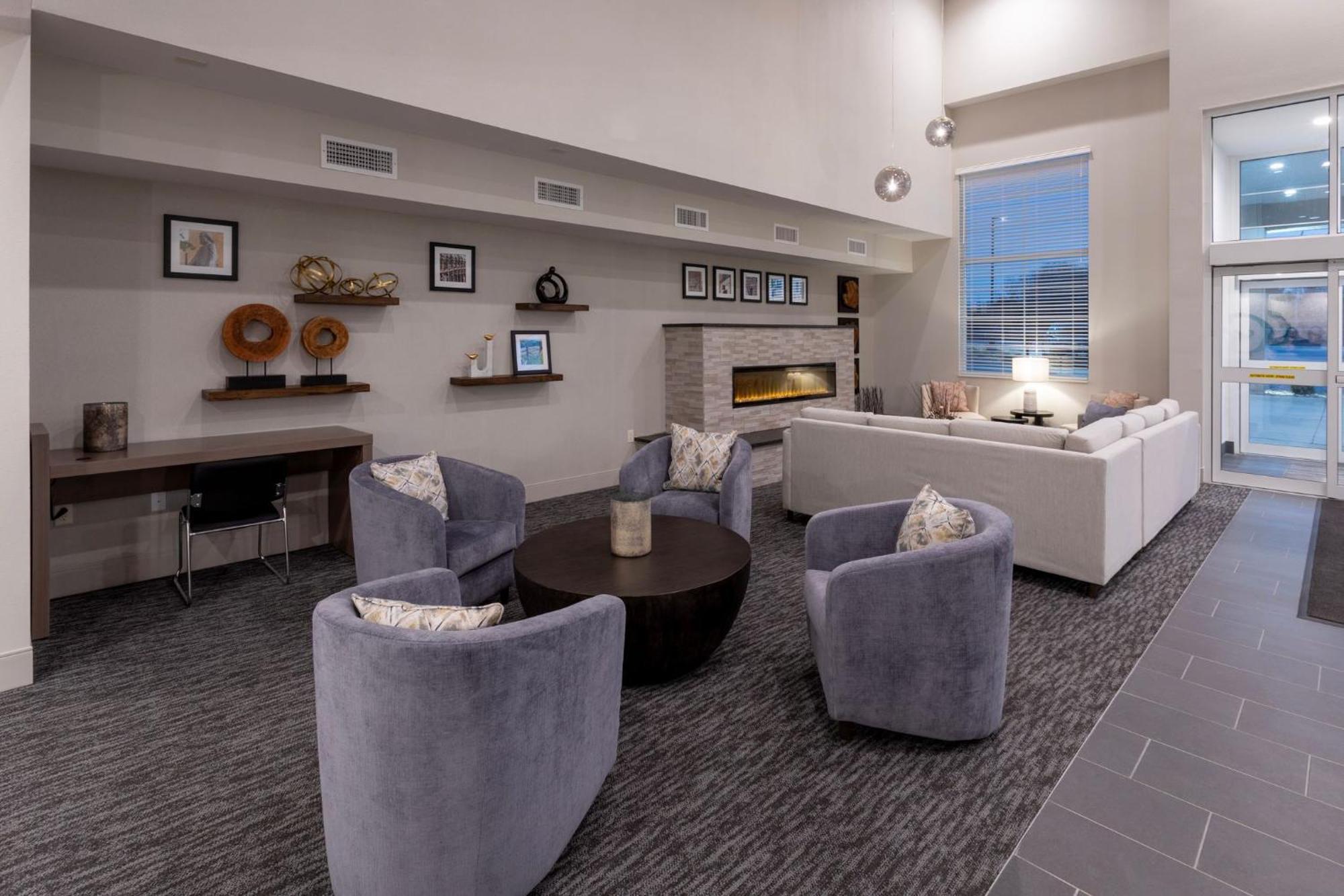 Grandstay Hotel & Suites Algona Экстерьер фото