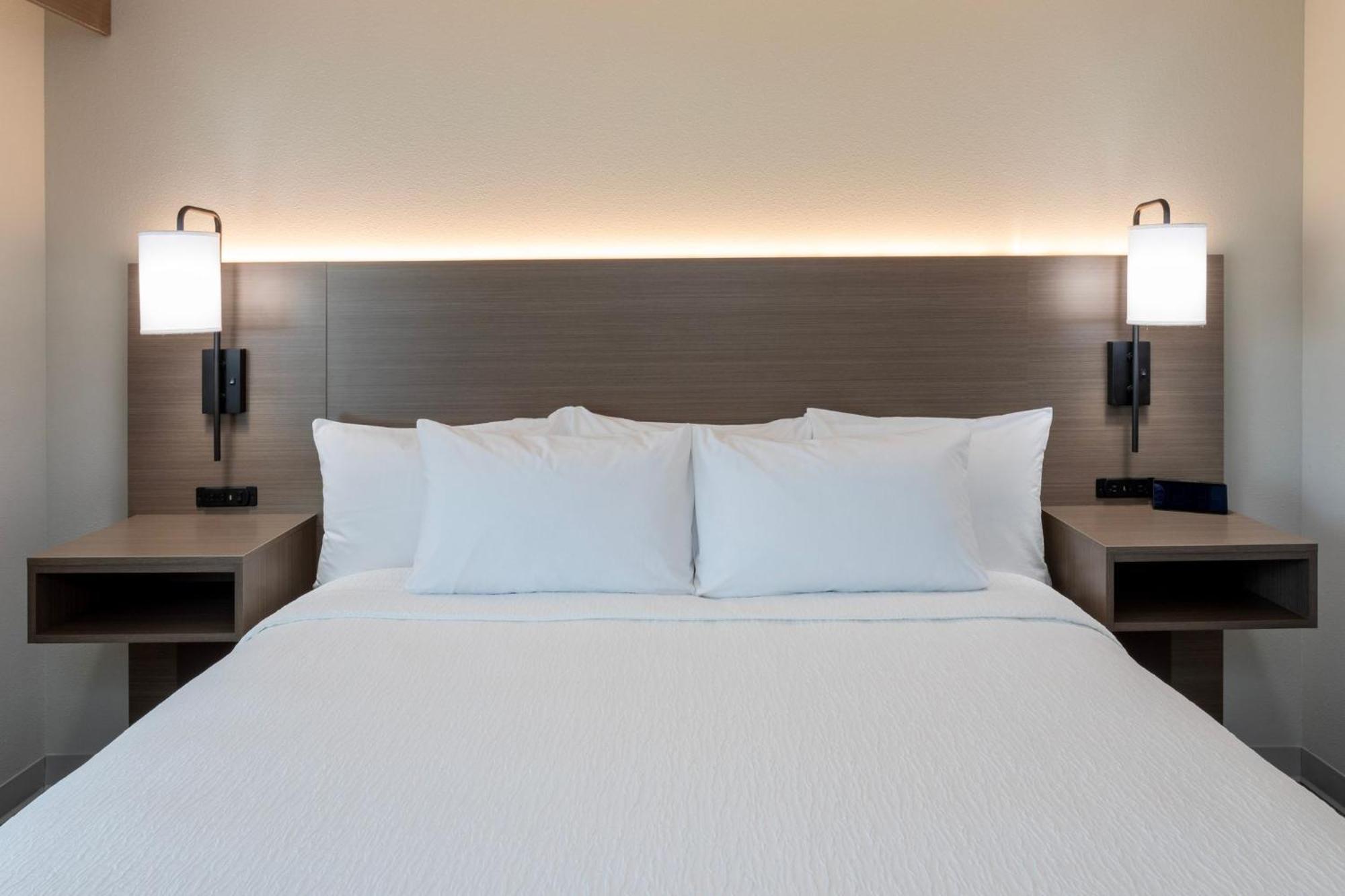 Grandstay Hotel & Suites Algona Экстерьер фото